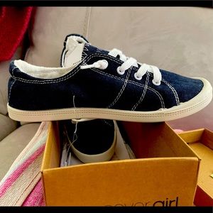 Blue flat shoes, never been worn.